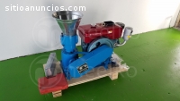 Maquina Meelko pellets con madera 120