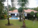 Alquiler De Finca   Con Piscina   En Vil