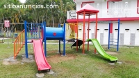 Diseños modernos en parques metálicos.