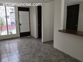 VENDO CASA MIRALVALLE SOBRE CALLE MOTOCR