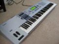 En venta Yamaha Motif XS8 Synthesizer Keyboard..1000EURO 