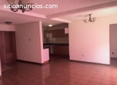 Bella casa en La Villa, Zona 14