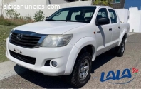 TOYOTA HILUX 2015