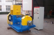 26.	Extrusora Meelko para pellets flotan