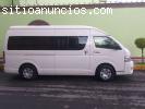 Toyota Hiace GL 15 pasajeros 2013