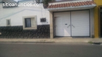 RENTO CASA  2 NIVELES/ USO COMERCIAL