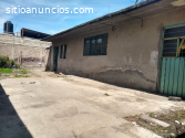 SE VENDE CASA CON TERRENO