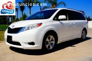 toyota sienna 2014