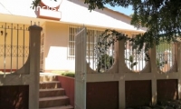 Casas en Los Robles |IDEAL PARA OFICINAS