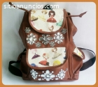 MOCHILA MARRÓN TOFFEE GRANDE ESTAMPADA C